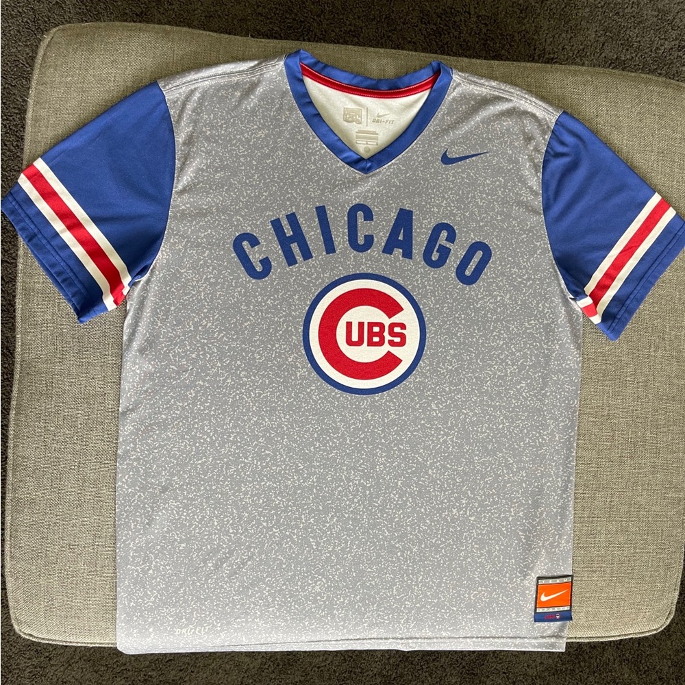 Nike Cubs Blue and Gray Short Sleeve Tee